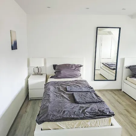Breite Strasse By Interhome גוסלר